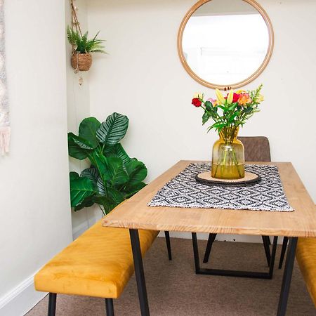 Beautiful Character 3 Bed City Centre Apartment Bath Buitenkant foto